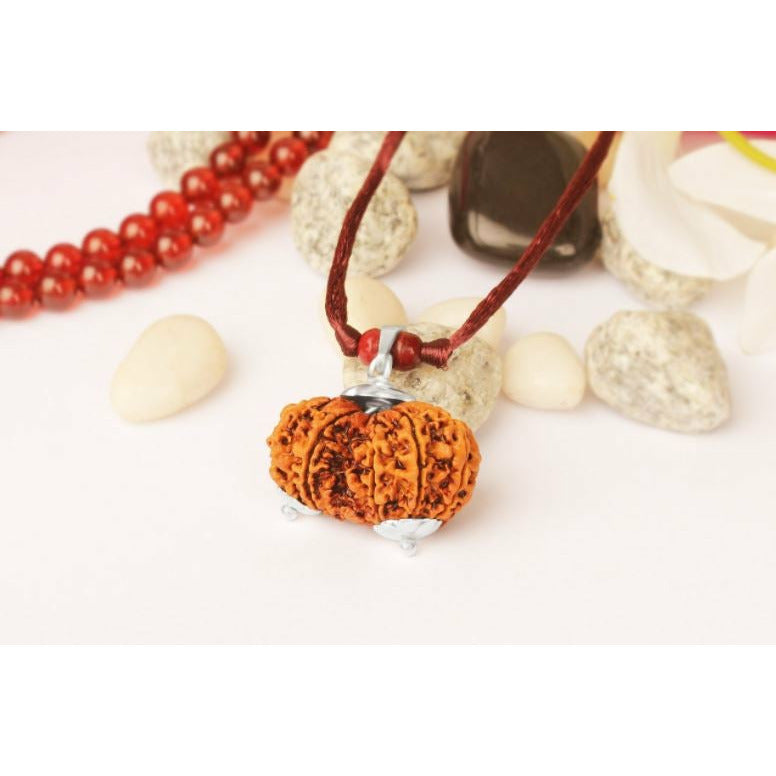 Garbh-Gauri-Rudraksha - Schutz für Mutter und Kind - in Silber (Nepal)